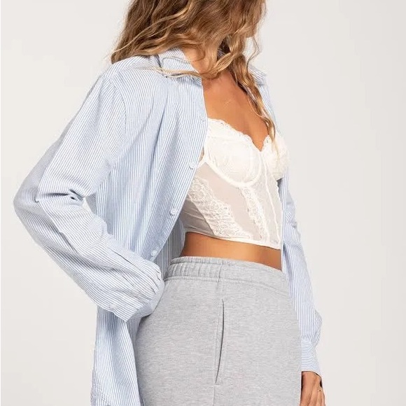 Tilly’s RSQ Blue Striped Button Down Shirt - Picture 2 of 12